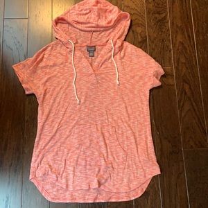 Short sleeved hooded maternity sweatshirt, medium